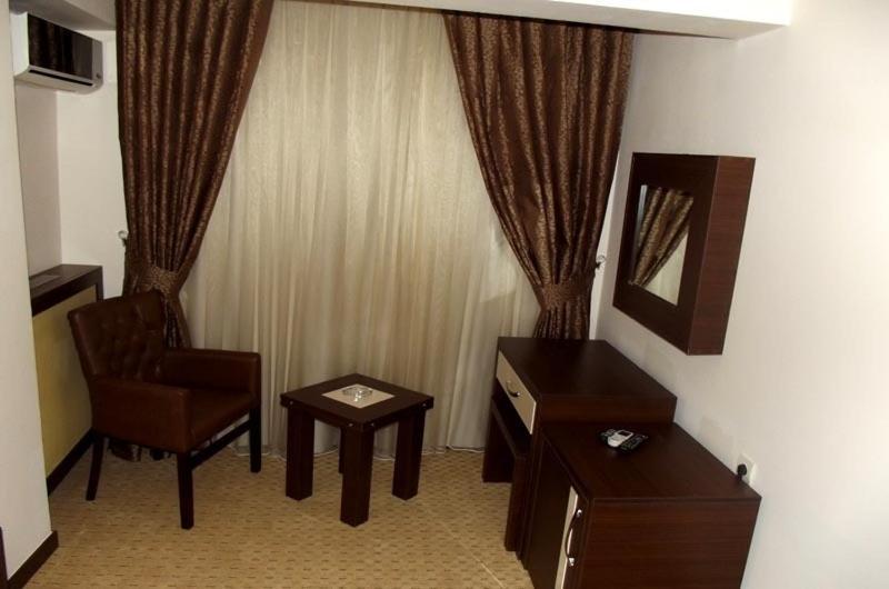 Alya Hotel בורדור חדר תמונה
