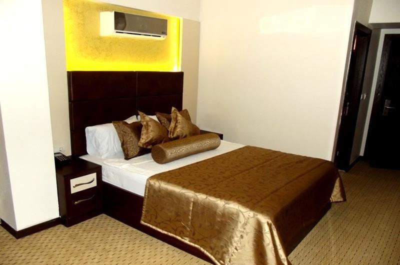 Alya Hotel בורדור חדר תמונה